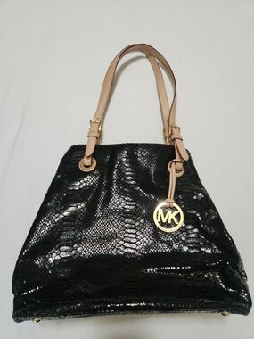 Michael Kors Black Snakeskin Embossed Patent Leather Tote Bag
